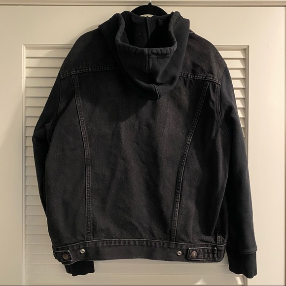 Levi’s denim blend jacket - Picture 2 of 3